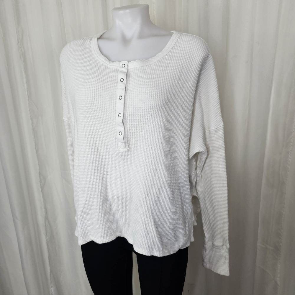 AEO OFFLINE By Aerie White Waffle Knit Henley Long Sleeve T-Shirt Medium